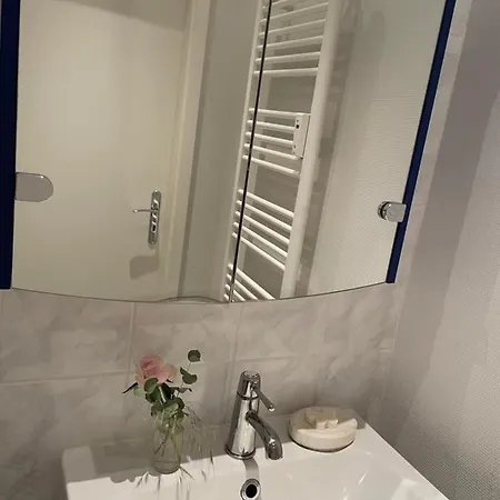 Helle, Zentrale Altbauwohnung Mit Balkon Lägenhet *